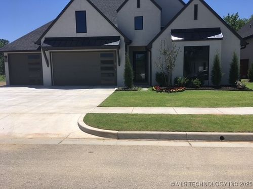 682 W 113th Ct S, Jenks, OK, 74037-3367 | Card Image