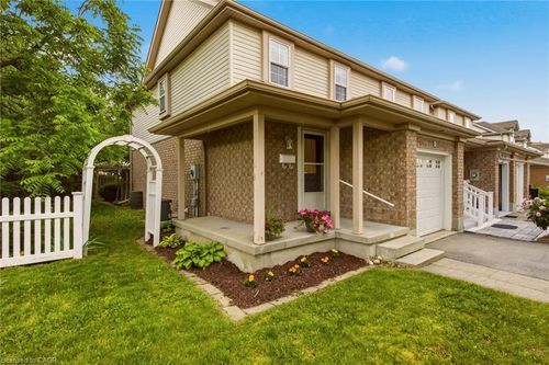 2 Ireland Pl, Guelph, ON, N1E7C2 | Card Image