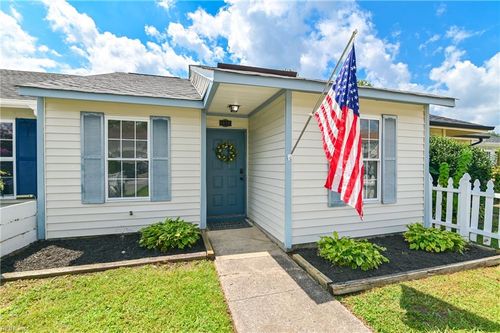 1476 Sangaree Cir, Virginia Beach, VA, 23464-7981 | Card Image