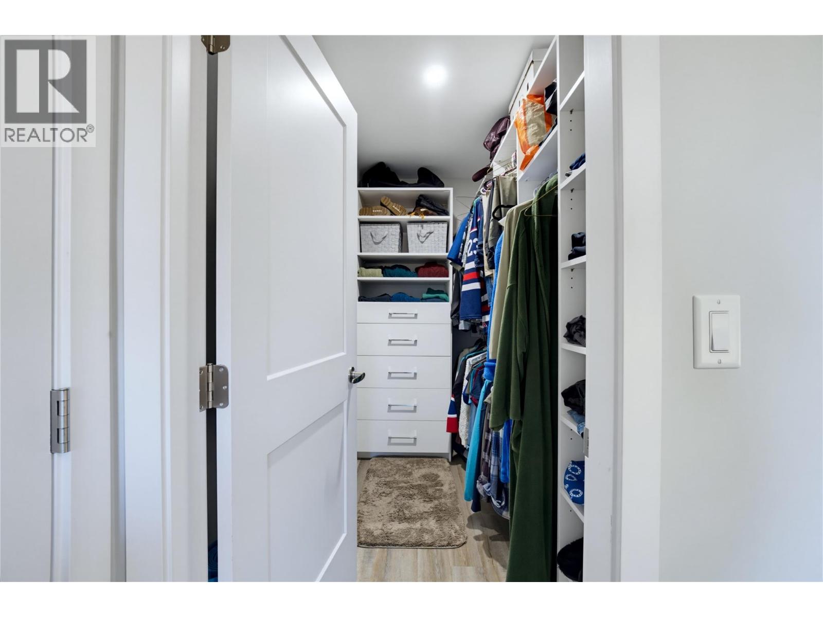Residential in Sicamous 4