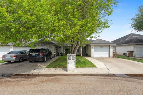 1014 N Cross Lane, Edinburg, TX, 78541 | Card Image