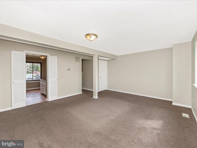 11-05 - 5843 Hunt Hill Dr, Townhouse with 2 bedrooms, 3 bathrooms and null parking in ELKRIDGE MD | Image 9