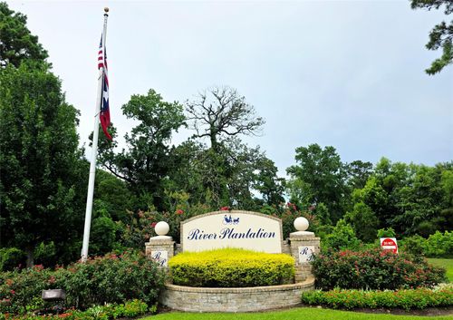 50 Robert E Lee Dr, Conroe, TX, 77302-1138 | Card Image