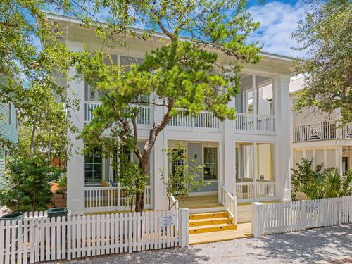 824 Forest St, Santa Rosa Beach, FL, 32459-0817 | Card Image