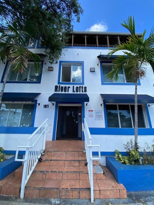 apt-206-1021 Nw 3rd St, Miami, FL, 33128-1195 | Card Image
