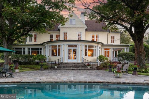 8555 Hill Spring Dr, Lutherville Timonium, MD, 21093-4531 | Card Image