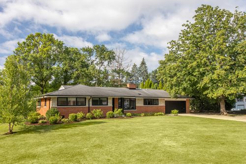 201 Viola Ln, Prospect Heights, IL, 60070-1236 | Card Image