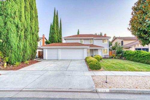 228 Prague Dr, San Jose, CA, 95119-1726 | Card Image