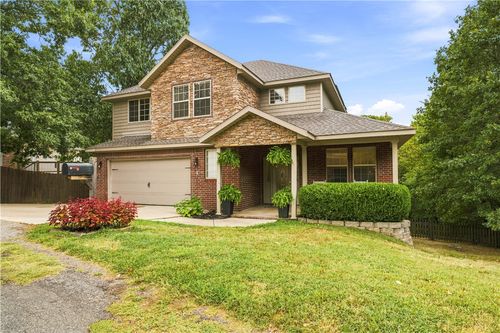 1 Bembridge Ln, Bella Vista, AR, 72715-7807 | Card Image
