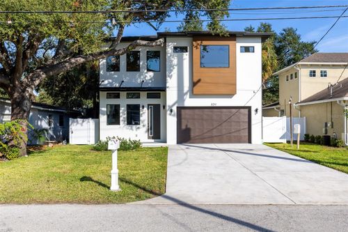 3211 W Ballast Point Blvd, TAMPA, FL, 33611-3903 | Card Image