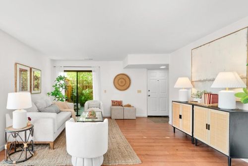 153 Peach Ter, Santa Cruz, CA, 95060-3229 | Card Image