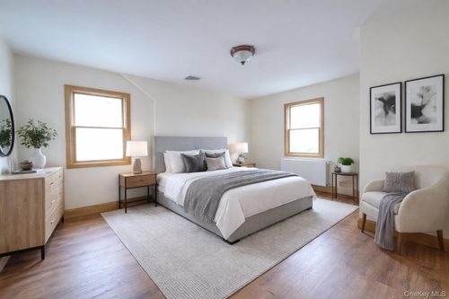 55 Landau Ave, Floral Park, NY, 11001-3603 | Card Image