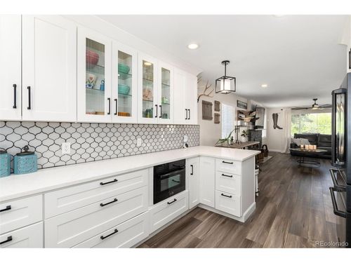 3231 S University Blvd, Englewood, CO, 80113-3063 | Card Image