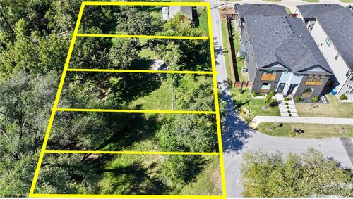 1109 Ne Monroe St, Bentonville, AR, 72712-4414 | Card Image