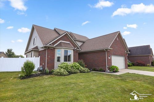 13993 Sturgeon Bar Ct, Gibraltar, MI, 48173-9580 | Card Image
