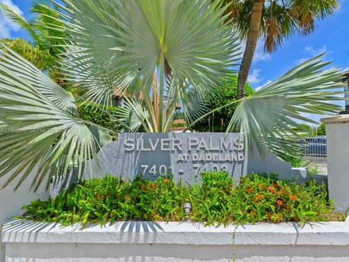 201n-7403 Sw 82nd St, Miami, FL, 33143-7520 | Card Image