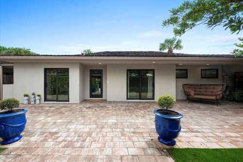 11683 Wimbledon Cir, Wellington, FL, 33414-6048 | Card Image