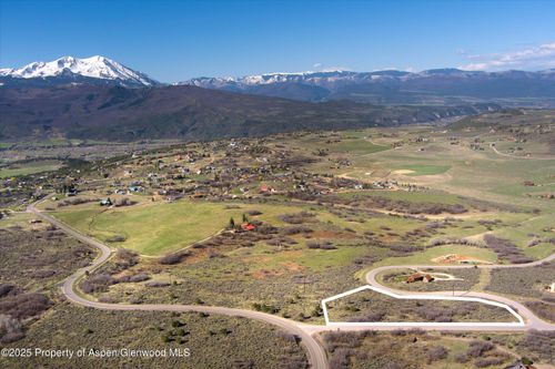 81 Mountain View Rd, Carbondale, CO, 81623-9137 | Card Image