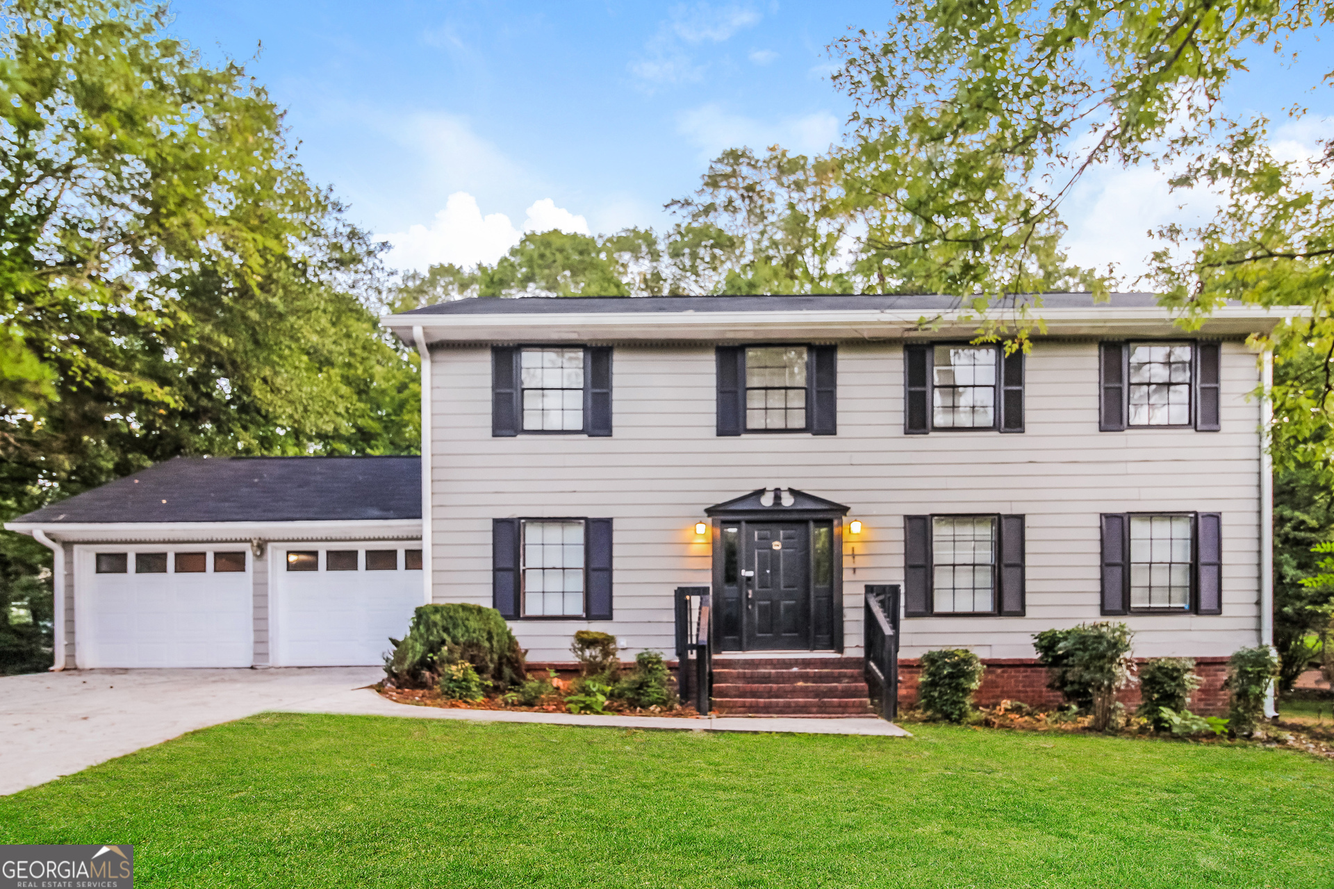 Greenview Ave, Conyers, GA 30094