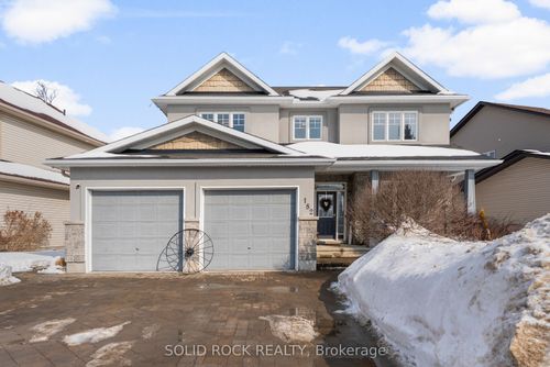 182 Arthur St, Arnprior, ON, K7S1A4 | Card Image