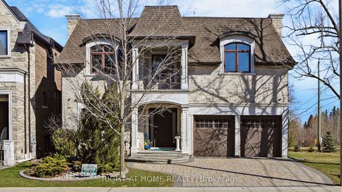82 Sandbanks Dr, Richmond Hill, ON, L4E4K7 | Card Image