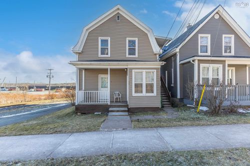 303 S Foord St, Stellarton, NS, B0K1S0 | Card Image