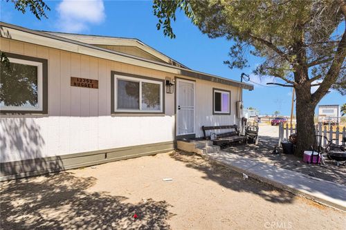 12352 Nugget Rd, Phelan, CA, 92371-4046 | Card Image