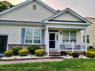 44 S Point Boulevard, Home with 2 bedrooms, 2 bathrooms and null parking in Barnegat NJ | Image 1