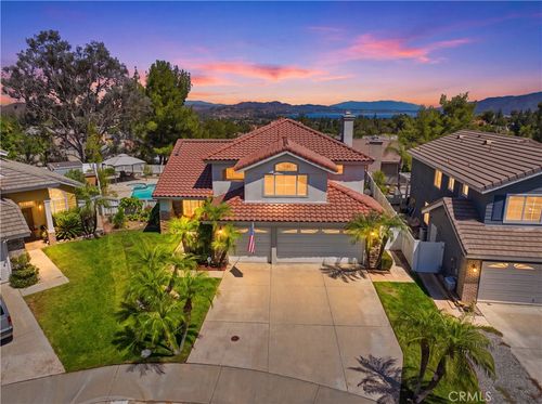 29108 Tradewinds Cir, Lake Elsinore, CA, 92530-7219 | Card Image