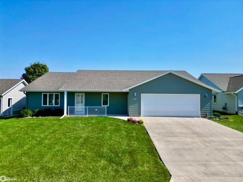 1620 Edgewood Dr, Carroll, IA, 51401-4002 | Card Image