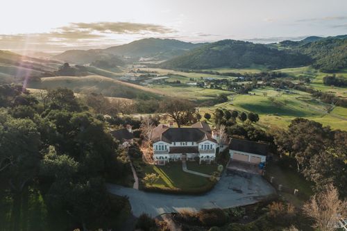 1500 Longhorn Lane, Petaluma, CA, 94952 | Card Image