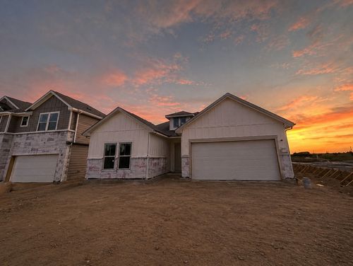 304 Sleep Holw, Jarrell, TX, 76537-5050 | Card Image