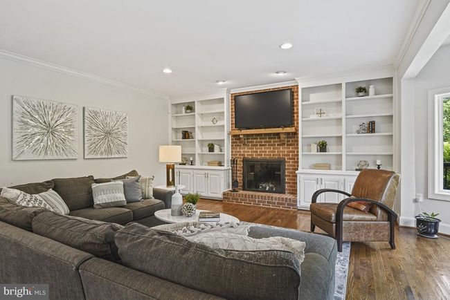 1016 Bellview Rd, House other with 5 bedrooms, 5 bathrooms and null parking in MCLEAN VA | Image 39