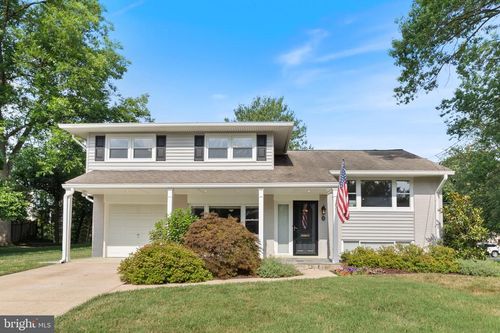 1805 Ingemar Ct, ALEXANDRIA, VA, 22308-2829 | Card Image