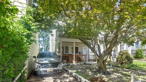 58 Henderson St, Paterson, NJ, 07501-2658 | Card Image