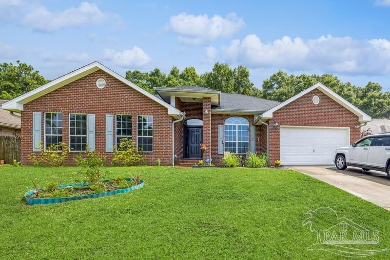 English Oak Dr, Pace, FL 32571
