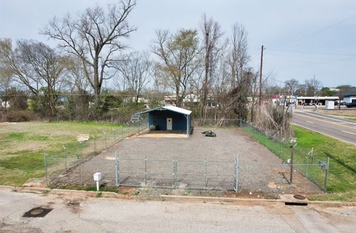 110 Moore St, Hawkins, TX, 75765-3716 | Card Image