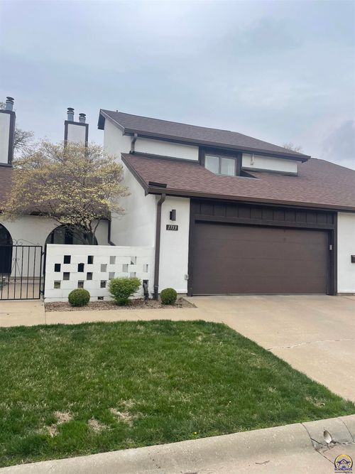 1713 Hammond Dr, Emporia, KS, 66801-5312 | Card Image