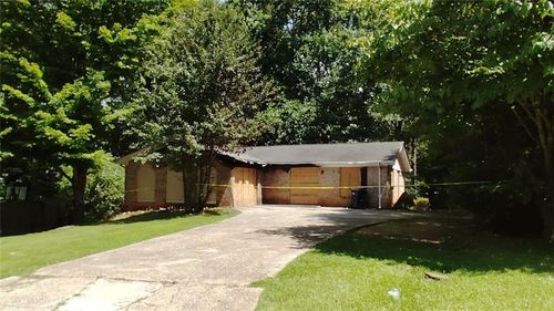 4117 Forest Ct, Douglasville, GA, 30135-4318 | Card Image
