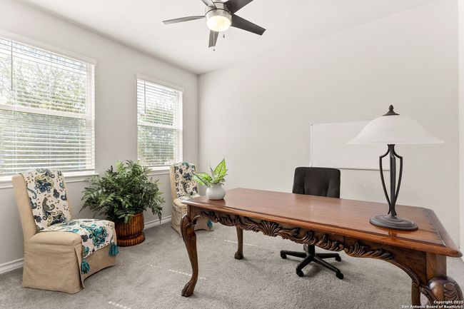 5603 Chestnut Xing, House other with 5 bedrooms, 3 bathrooms and null parking in San Antonio TX | Image 4