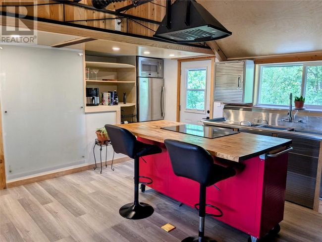 4152 51 St, House other with 2 bedrooms, 2 bathrooms and 10 parking in Canyon BC | Image 18