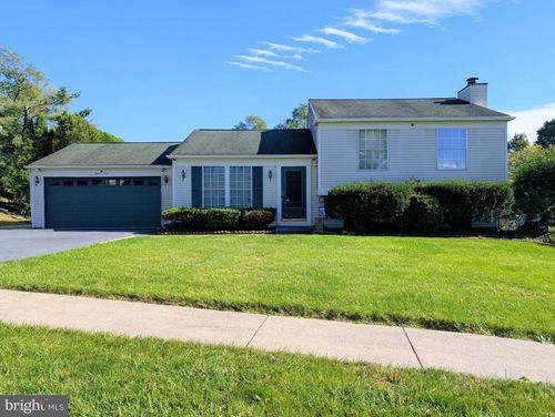 1540 Creek Bed Drive, HARRISBURG, PA, 17110 | Card Image