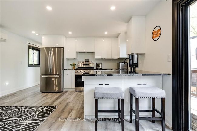 4 - 99 Fourth Concession Rd, Home with 1 bedrooms, 1 bathrooms and 2 parking in Brant ON | Image 9
