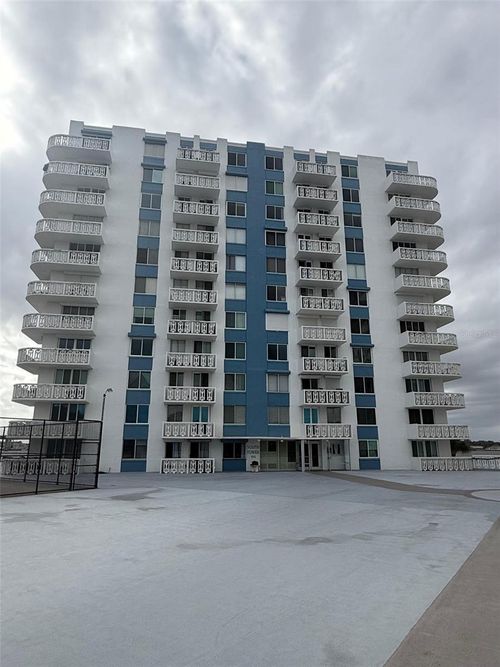 102-925 N Halifax Ave, DAYTONA BEACH, FL, 32118-6618 | Card Image