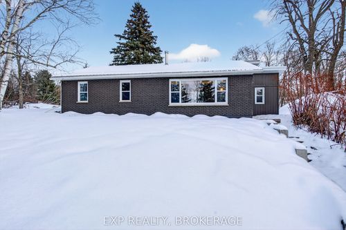 6402 Perth Rd, Perth Road, ON, K0H2L0 | Card Image