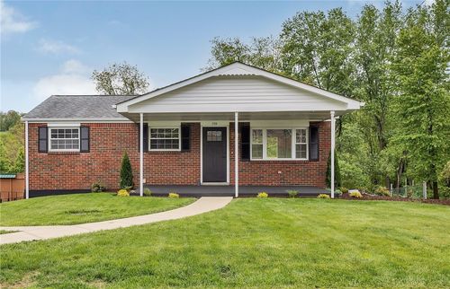 709 Providence Dr, Pittsburgh, PA, 15239-2241 | Card Image