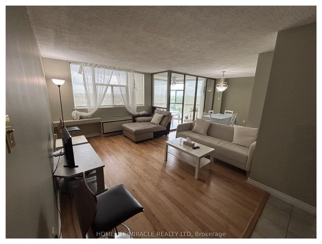1409 - 2760 Carousel Cres, Condo with 2 bedrooms, 2 bathrooms and 1 parking in Gloucester ON | Image 45