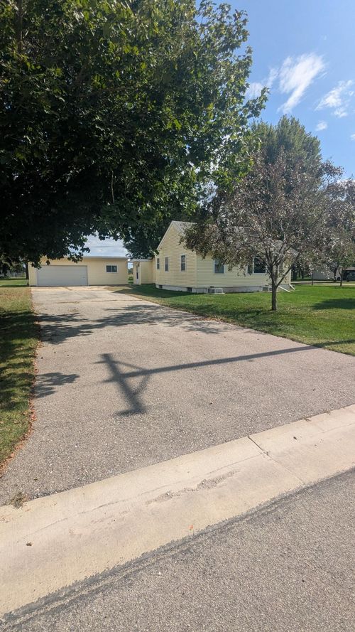26468 540th Ave, Austin, MN, 55912 | Card Image