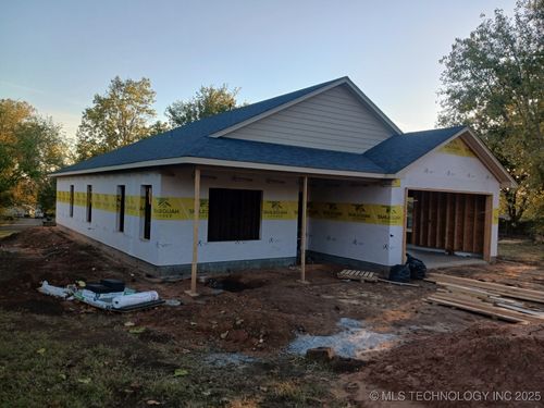 503 Cemetery Rd, Fort Gibson, OK, 74434-8209 | Card Image