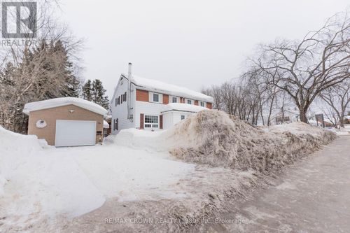 89 Devonshire St, Kapuskasing, ON, P5N1C7 | Card Image